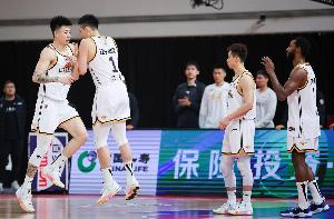 赛事直播互动-最后一个给谁？张镇麟被交易至上海 辽宁依然还剩1个顶薪名额