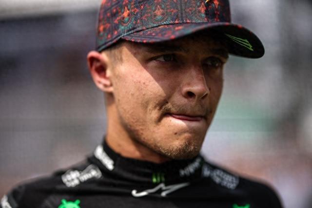 体育赛事分析-诺里斯：维斯塔潘的驾驶可以更激进，而我却不能冒这么大风险