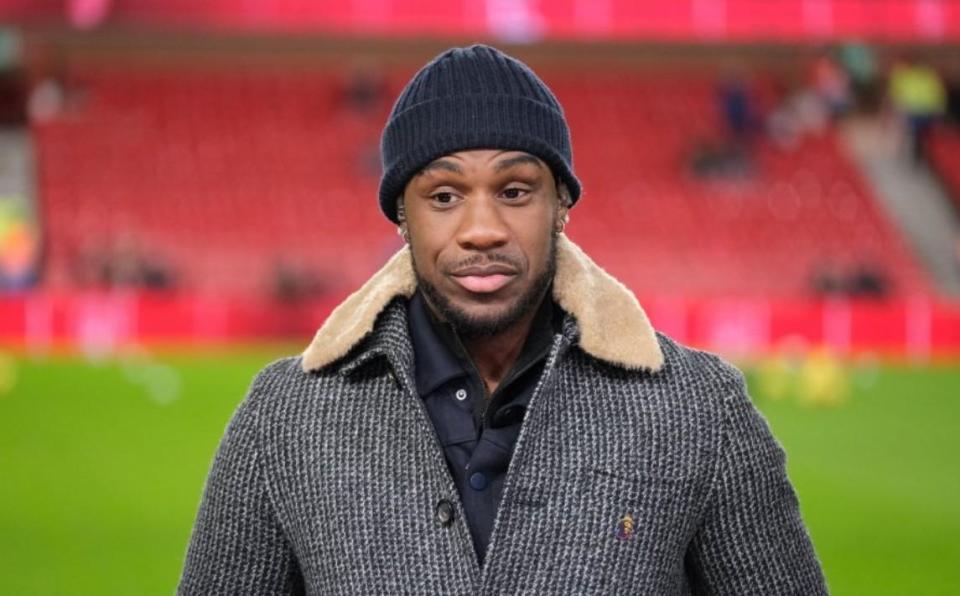 体育知识挑战-恭喜！前铁锤帮前锋卡塔尔再就业 自信仍能踢英超遗憾没人要