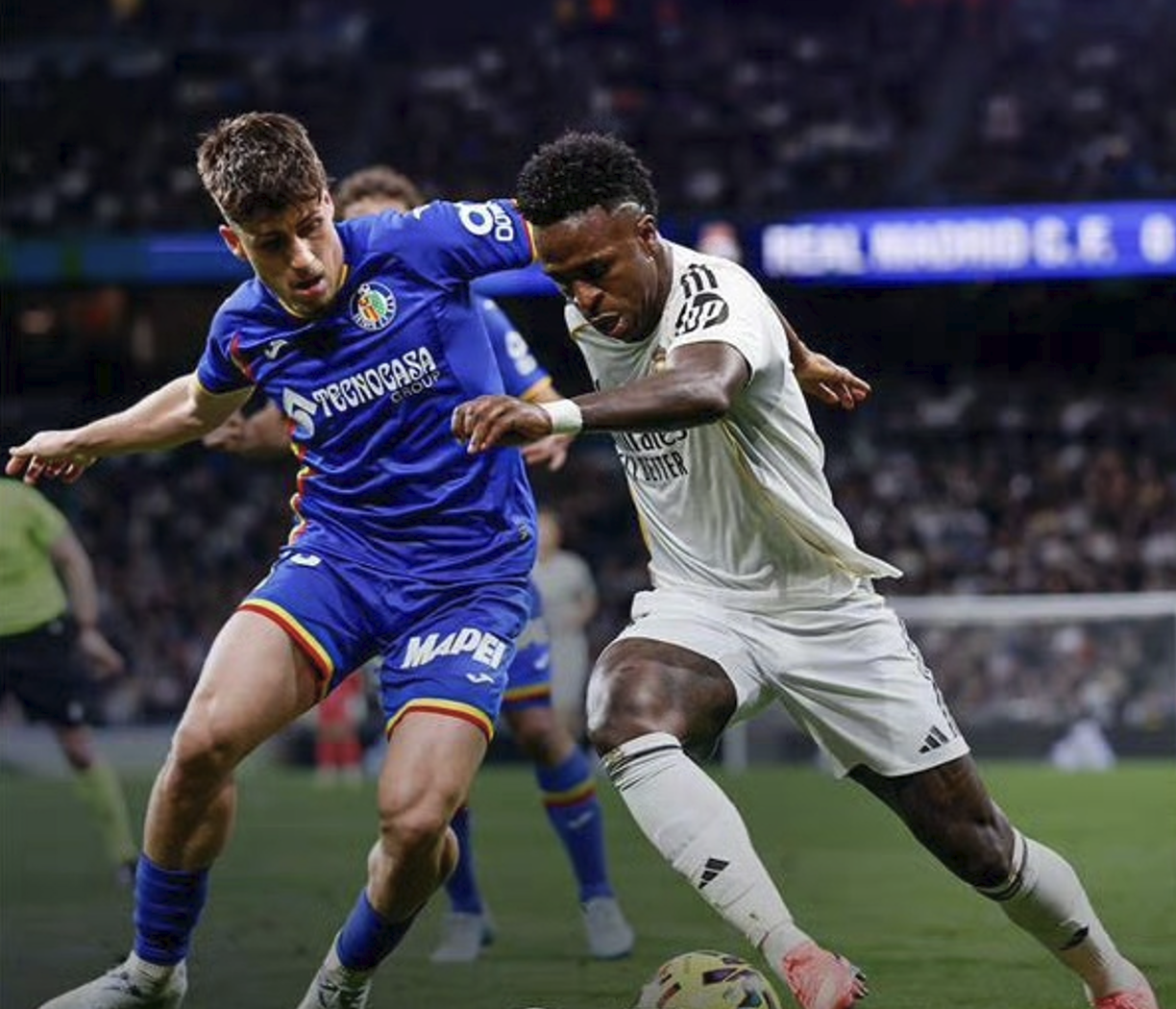 体育赛事分析-皇马0-1爆冷，看清阿根廷5000万前锋：26场3球！吃牌数比进球还多